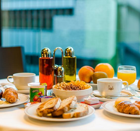 Petit-déjeuner buffet